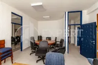 Poslovni prostor, Crveni pevac — fotografija 7