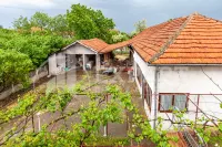 Kuća, Vrtište — fotografija 17