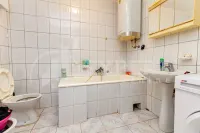 Kuća, Ledena stena — fotografija 5
