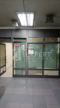 Poslovni prostor, Centar — fotografija 2