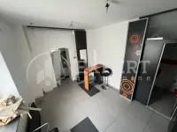 Poslovni prostor, Crveni pevac — fotografija 3