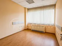 Poslovni prostor, Čair — fotografija 3