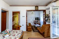 Kuća, Rasadnik — fotografija 7